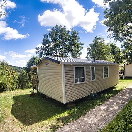 Camping Les Terrasses De Dordogne Rouffignac Saint-Cernin Exteriör bild