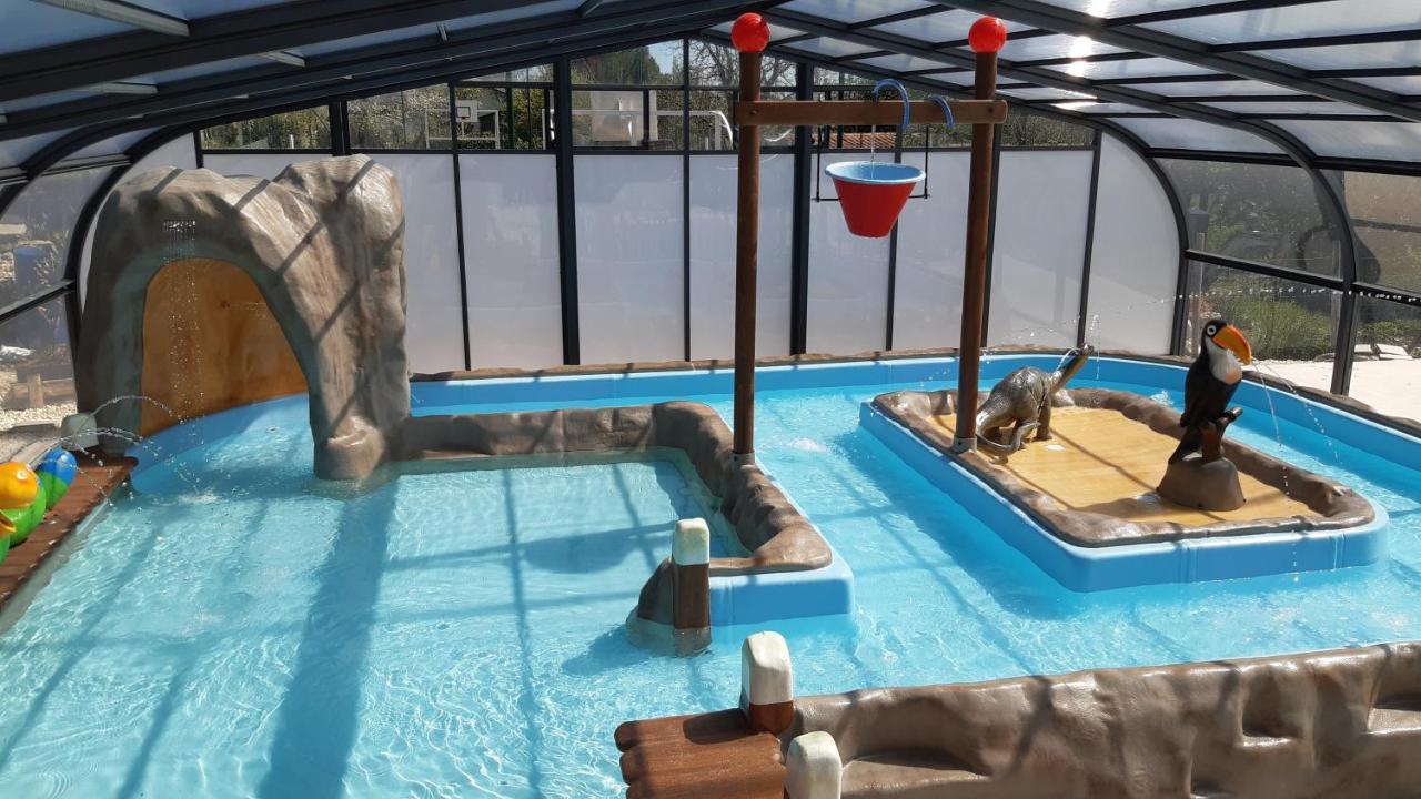 Camping Les Terrasses De Dordogne Rouffignac Saint-Cernin Exteriör bild