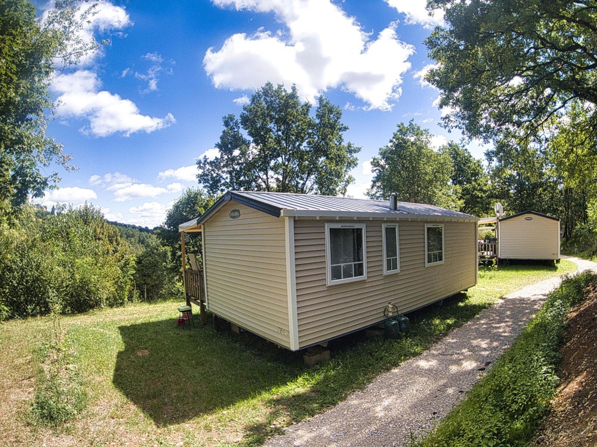 Camping Les Terrasses De Dordogne Rouffignac Saint-Cernin Exteriör bild