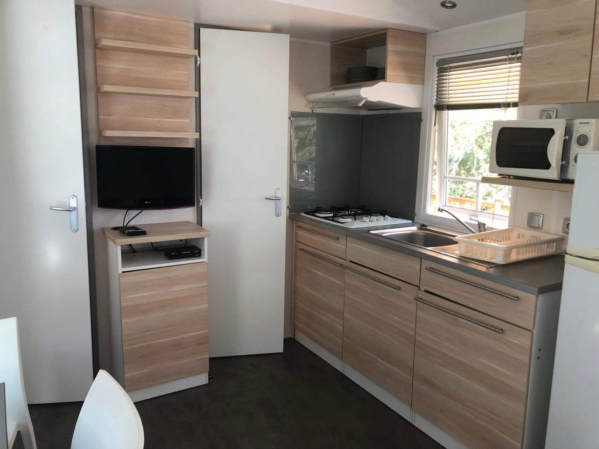 Camping Les Terrasses De Dordogne Rouffignac Saint-Cernin Exteriör bild