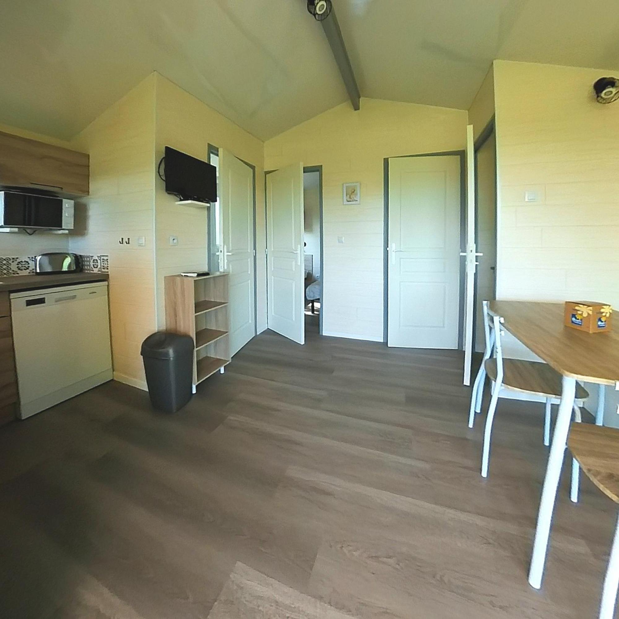 Camping Les Terrasses De Dordogne Rouffignac Saint-Cernin Rum bild
