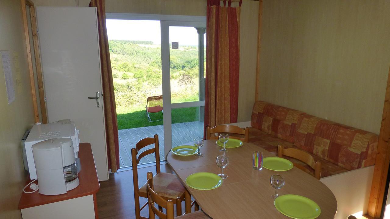 Camping Les Terrasses De Dordogne Rouffignac Saint-Cernin Exteriör bild