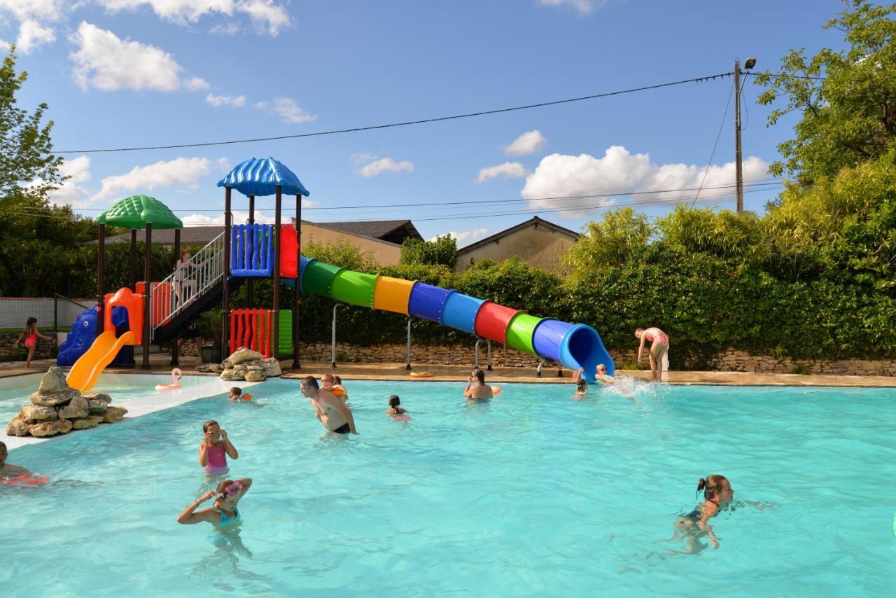 Camping Les Terrasses De Dordogne Rouffignac Saint-Cernin Exteriör bild